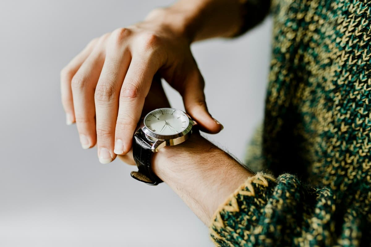 Your remote team can meet on time with helpful time zone apps.