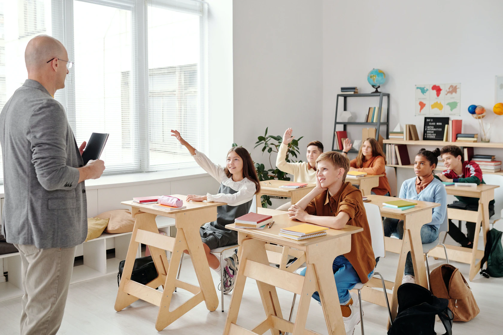 The Smart Classroom Design: Importance, Benefits, and Tips - Teach Your  Kids Code