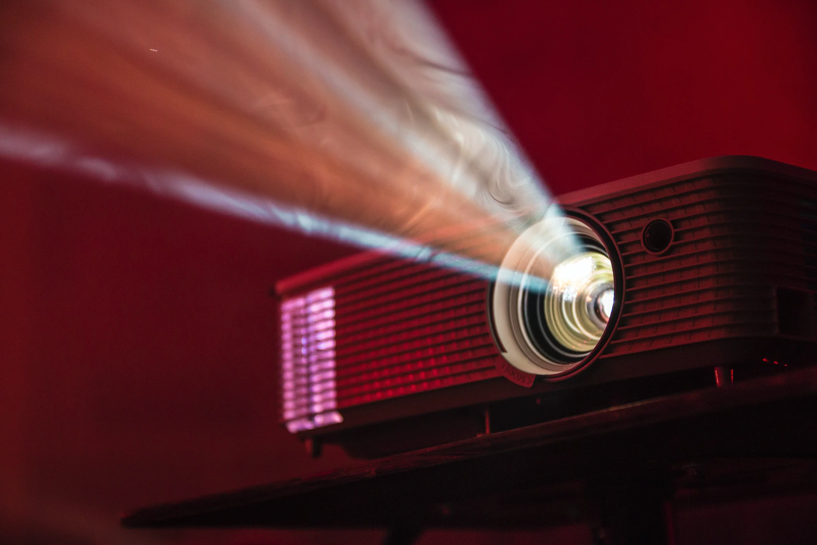 2 Alternatives to Projectors | Vibe